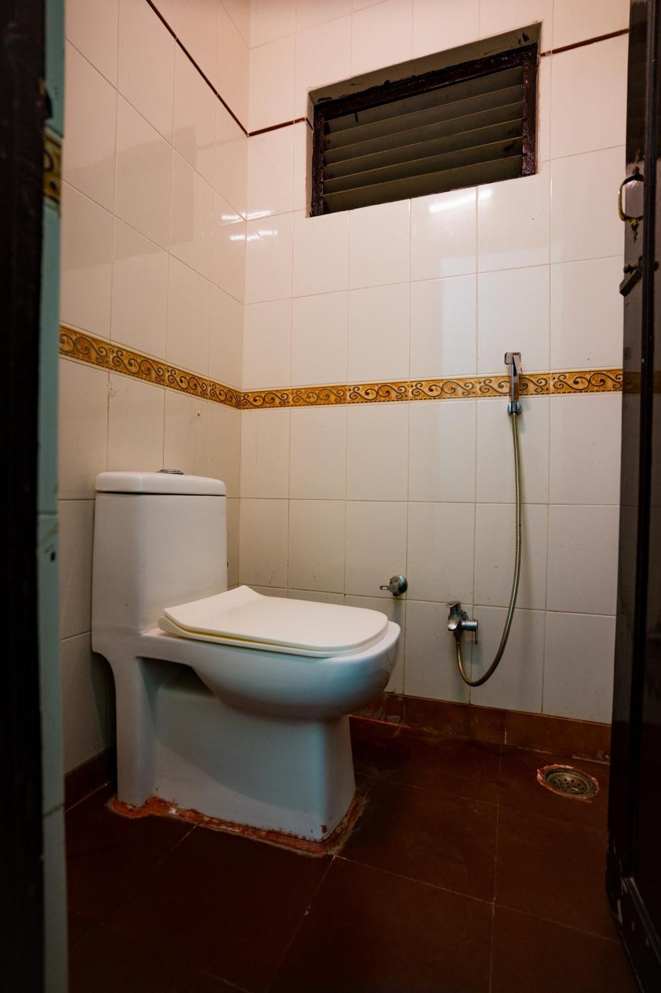 Hotel Girdhar Mahal Indore Eksteriør bilde