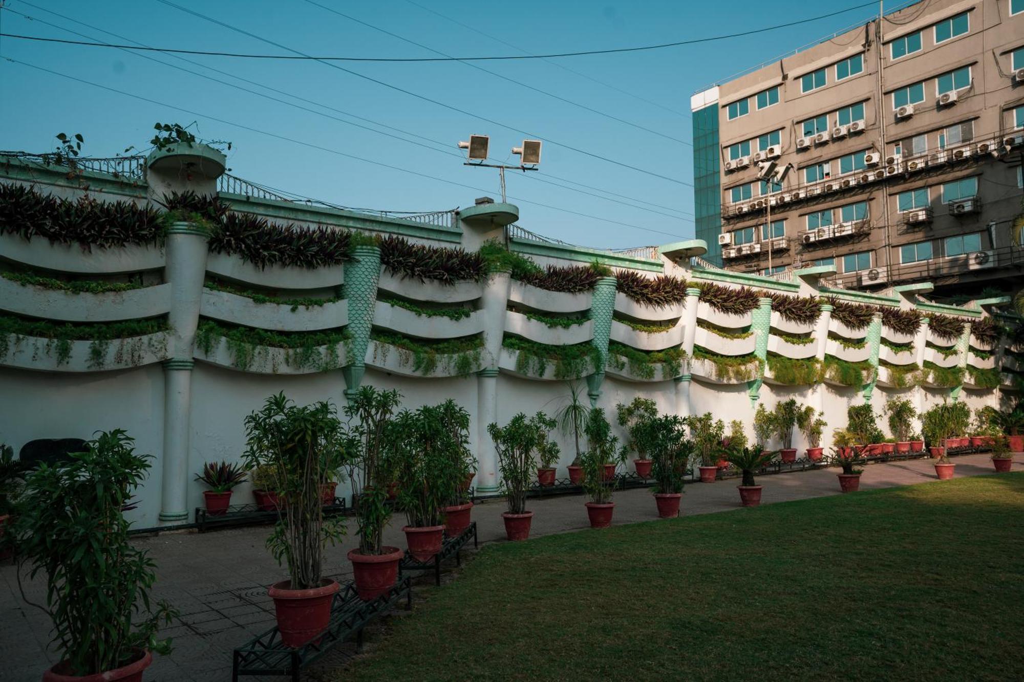 Hotel Girdhar Mahal Indore Eksteriør bilde